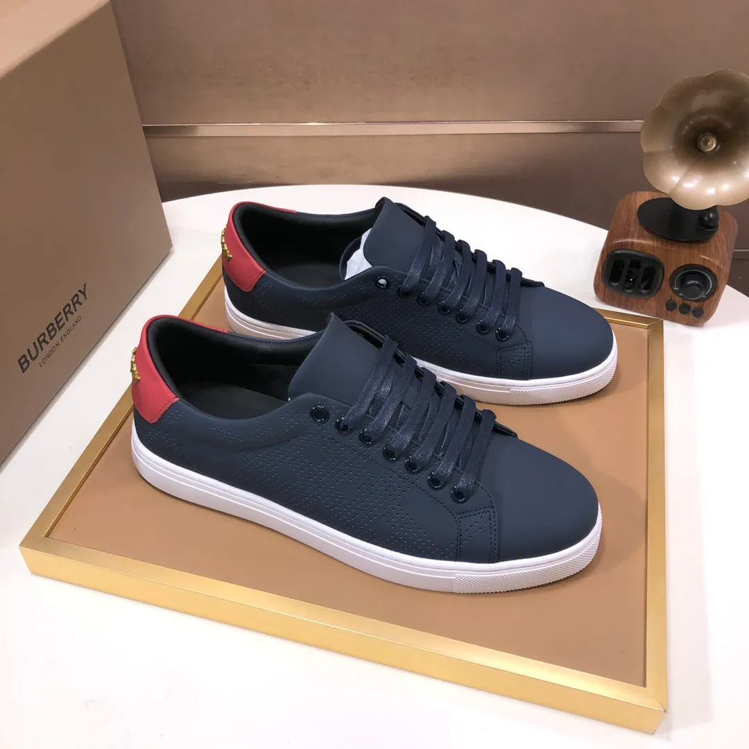 Men's shoes 💰480💰 [Burberry] (cowhide lining) classic low-top sneakers｜Imported cowhide with classic plaid fabric｜Cowhide lining｜Original outsole｜Fine workmanship and comfortable to wear Size: 38-44 (customized at 45)